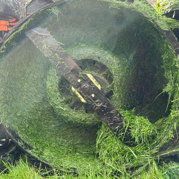 What to do with grass clippings - reusing, disposing & dumping